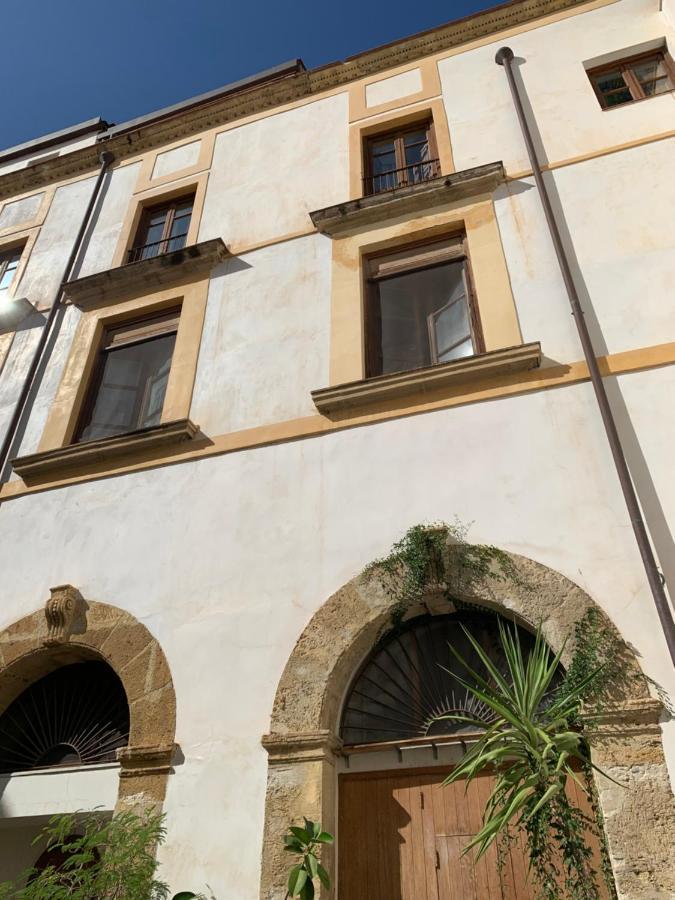 Apartmán Palazzo Resuttana Palermo Exteriér fotografie